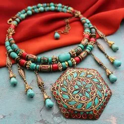 Ожерелье в тибетском стиле