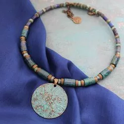 Ожерелье чокер в этностиле из бирюзы и лазурита