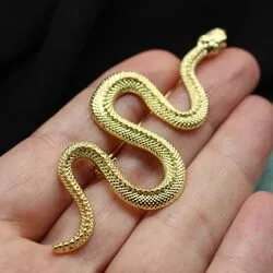 Брошь золотая змейка