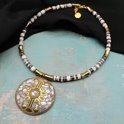 Ожерелье в тибетском стиле
