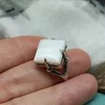 Серебряное кольцо с белым перламутром