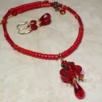 Комплект украшений из кораллов и венецианского стекла