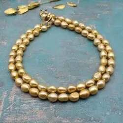 Ожерелье из золотого жемчуга