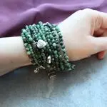 браслет в этническом стиле из рубициозита