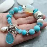Браслет с голубыми камнями - бирюзой, аквамарином, жемчугом