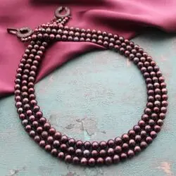 Ожерелье из темного жемчуга