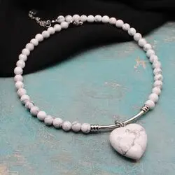 Чокер с кахолонгом