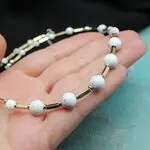 Бусы с кахолонгом