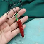 Колье с перцем чили