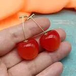 Вишневые серьги