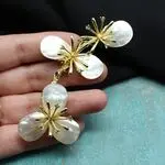 Брошь с перламутром