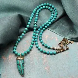Колье в тибетском стиле из зеленой бирюзы