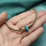 Лаконичный браслет с бирюзой