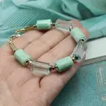 Стильный браслетс аквакварцем и амазонитом
