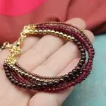 многорядный гранатовый браслет