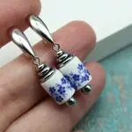 Стильные серьги Гжель