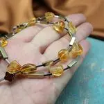 Бусы с желтыми камнями - цитринами