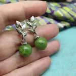 Нефритовые серьги